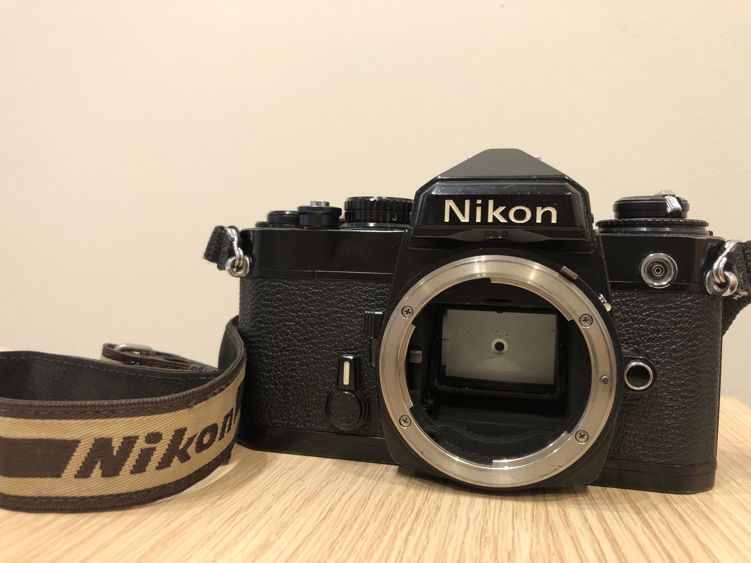 NIKON FE